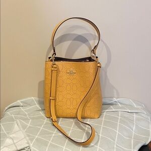 Coach Mustard color Shoulder Bag
